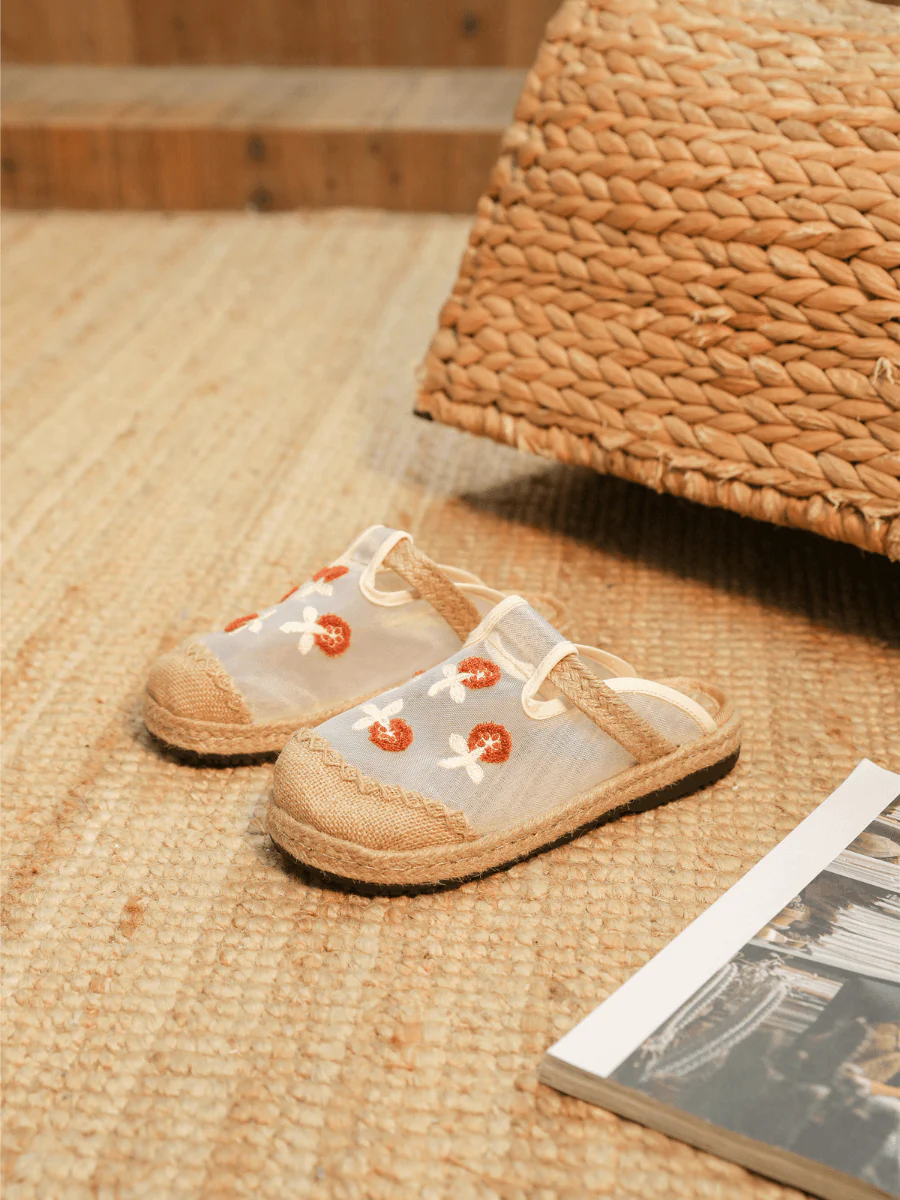 CACTUS ROSE | BLOSSOM EMBROIDERED MESH UPPER LINEN MULE - Image 2
