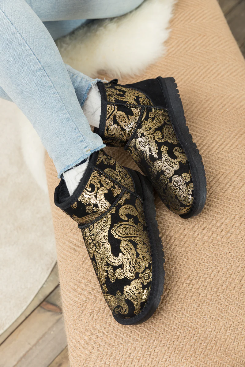 SMAIBULUN Ugg | Embroidered Faux Fur-Lined Leather Suede Boot - Image 4