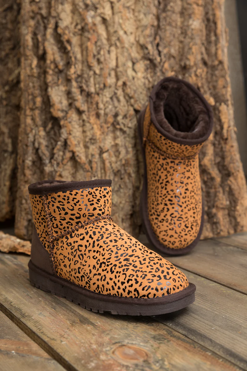 SMAIBULUN Ugg | Faux Fur-Lined Leather Suede Low Boots - Image 8