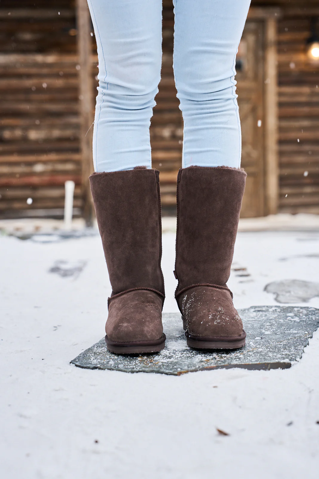SMAIBULUN Ugg | Rhinestone Ribbon Tri-Tie Bow Suede Boots - brown - Image 3