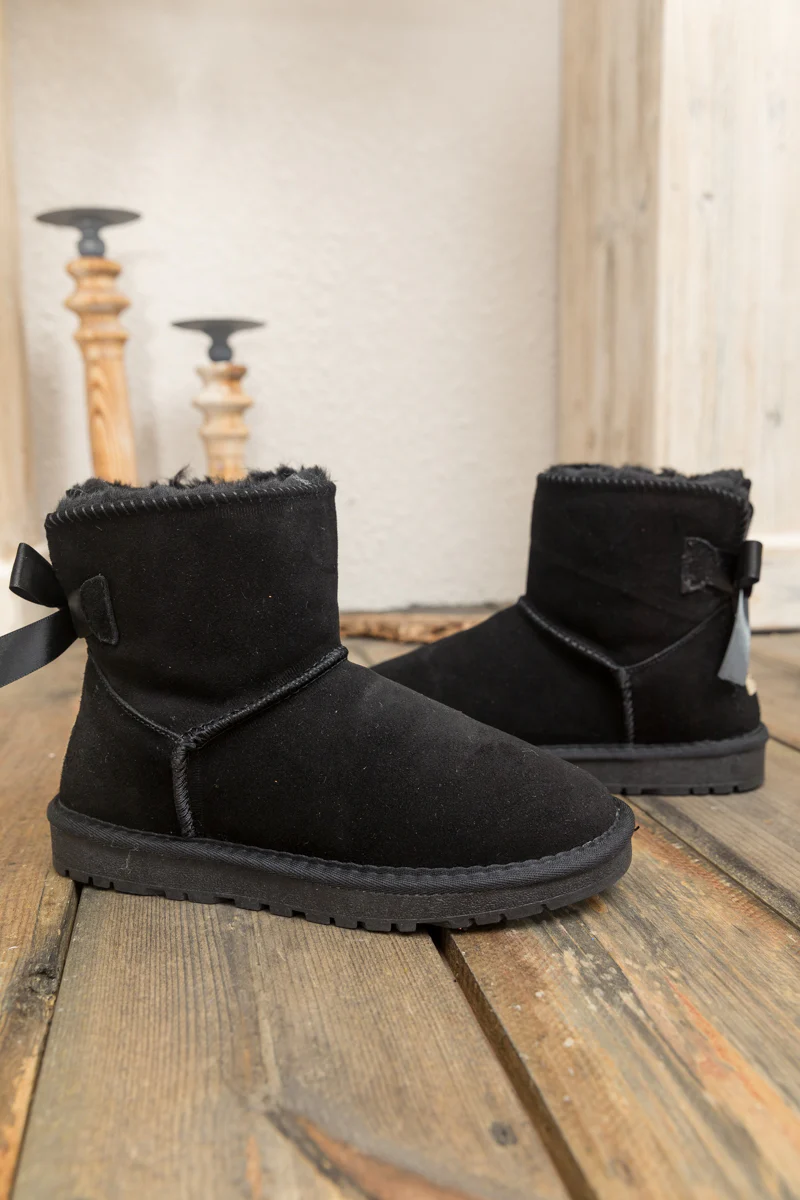 SMAIBULUN Ugg | Ribbon Bow Faux Fur-Lined Mini Ugg Boots - Image 4