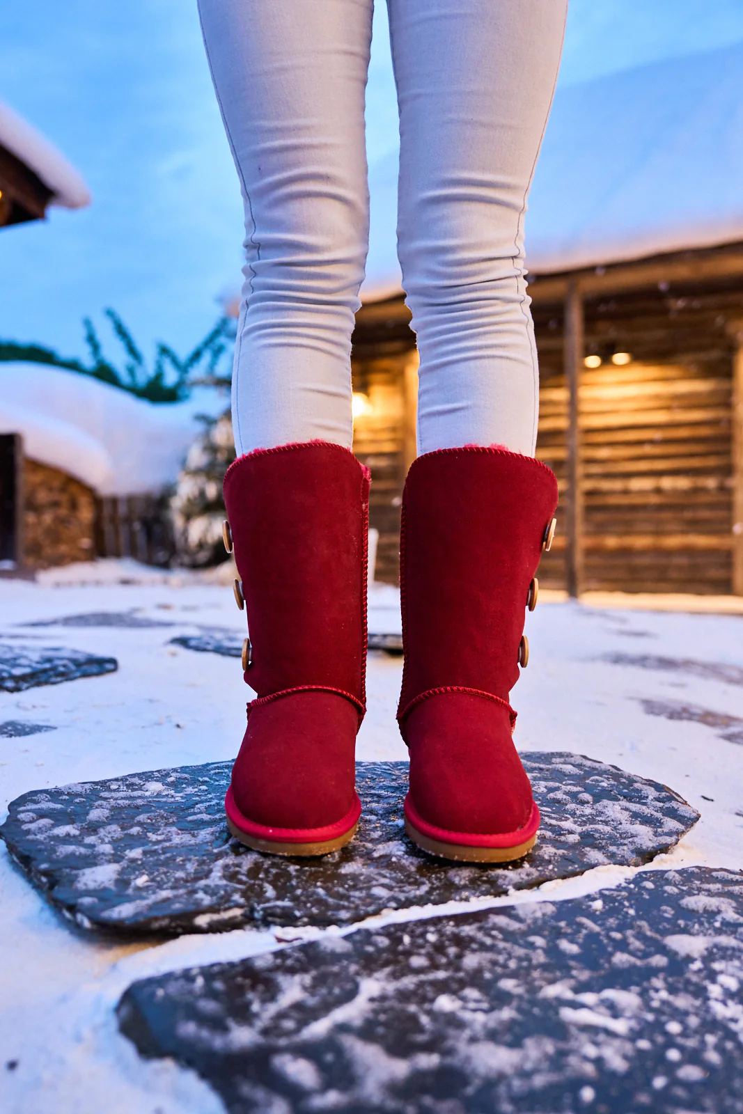 SMAIBULUN Ugg | Side Button Faux Fur-Lined Leather Suede Boots - red - Image 2