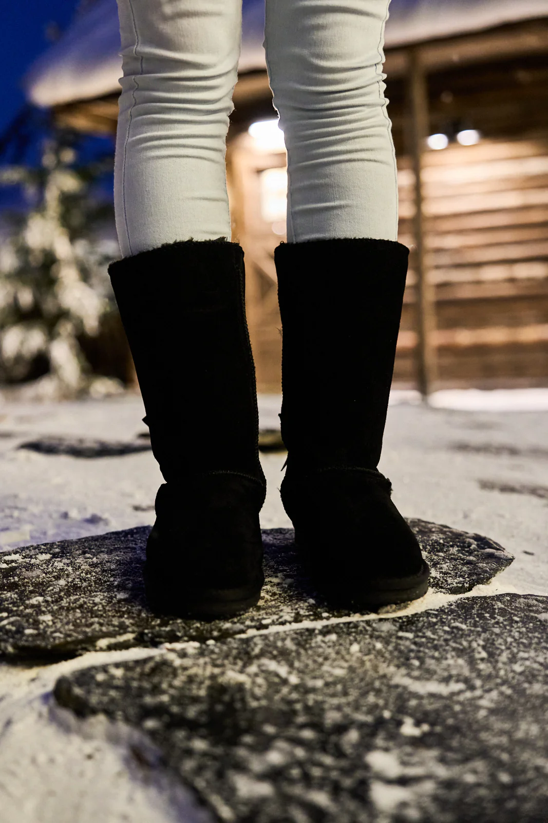 SMAIBULUN Ugg | Tri Ribbon Bow Suede Boots - Black - Image 6