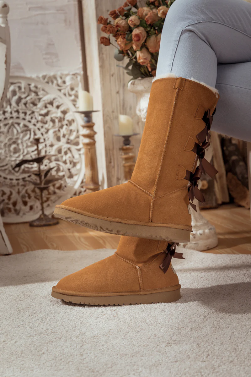 SMAIBULUN Ugg | Tri Ribbon Bow Suede Boots - Chestnut - Image 10