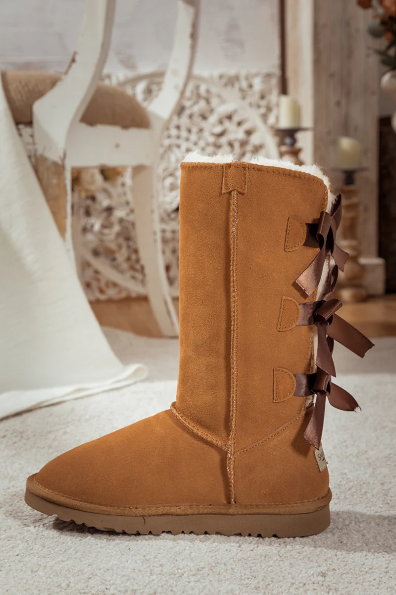 SMAIBULUN Ugg | Tri Ribbon Bow Suede Boots - Chestnut - Image 4