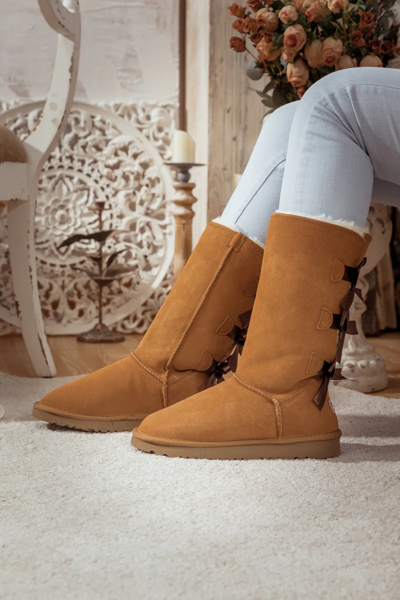SMAIBULUN Ugg | Tri Ribbon Bow Suede Boots - Chestnut - Image 9
