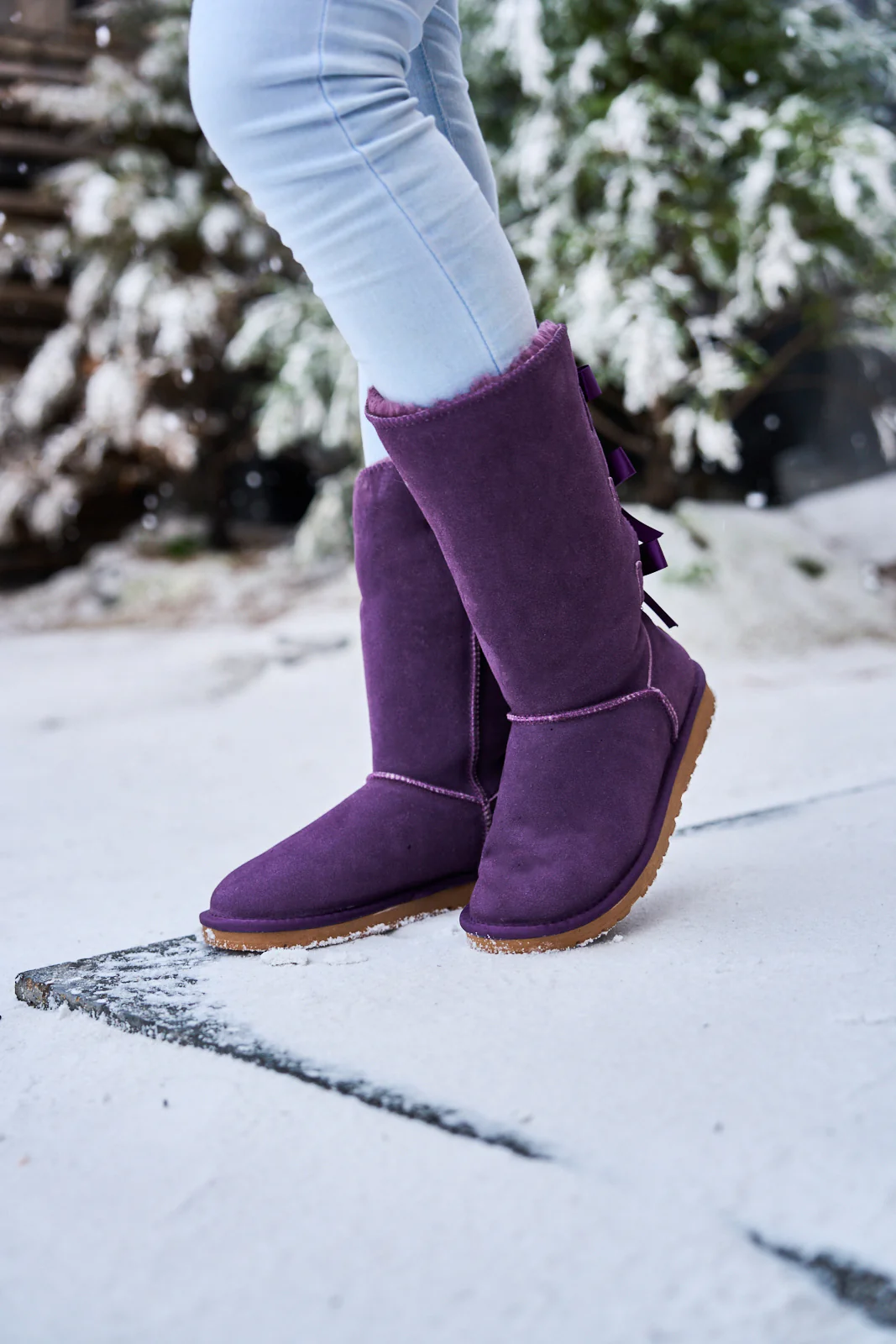SMAIBULUN Ugg | Tri Ribbon Bow Suede Boots - Purple - Image 4