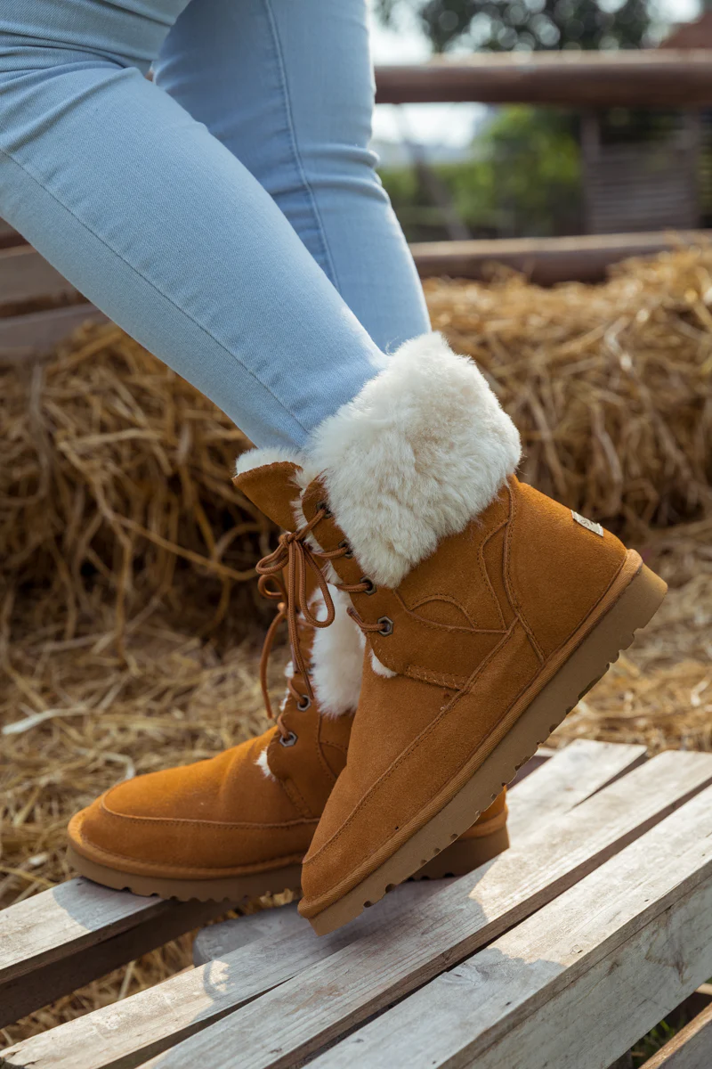 SMAIBULUN Ugg | WOOL LINED SUEDE TIE UP UGG BOOTS - CHESTNUT - Image 2