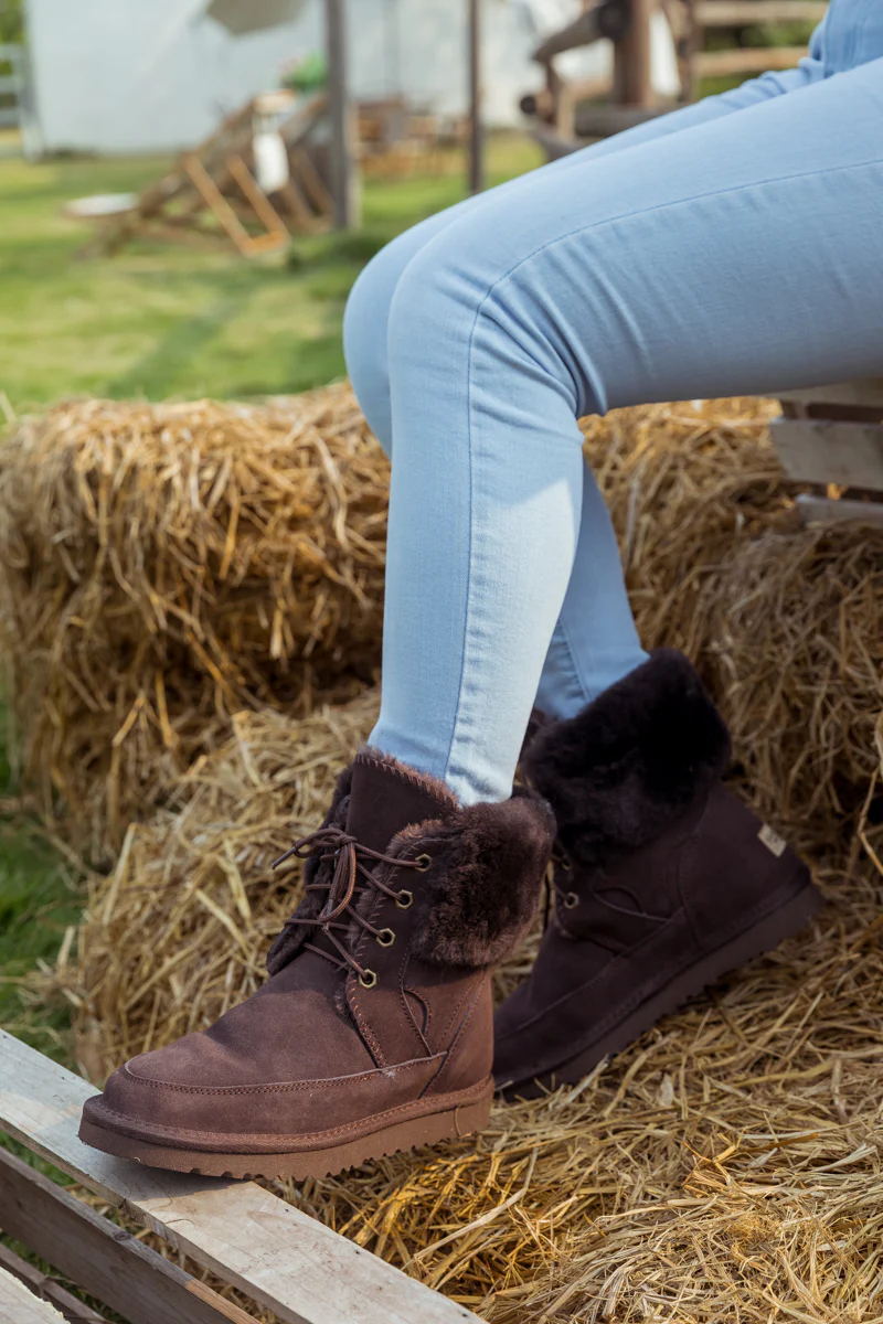 SMAIBULUN Ugg | WOOL LINED SUEDE TIE UP BOOTS - CHOCOLATE - Image 3