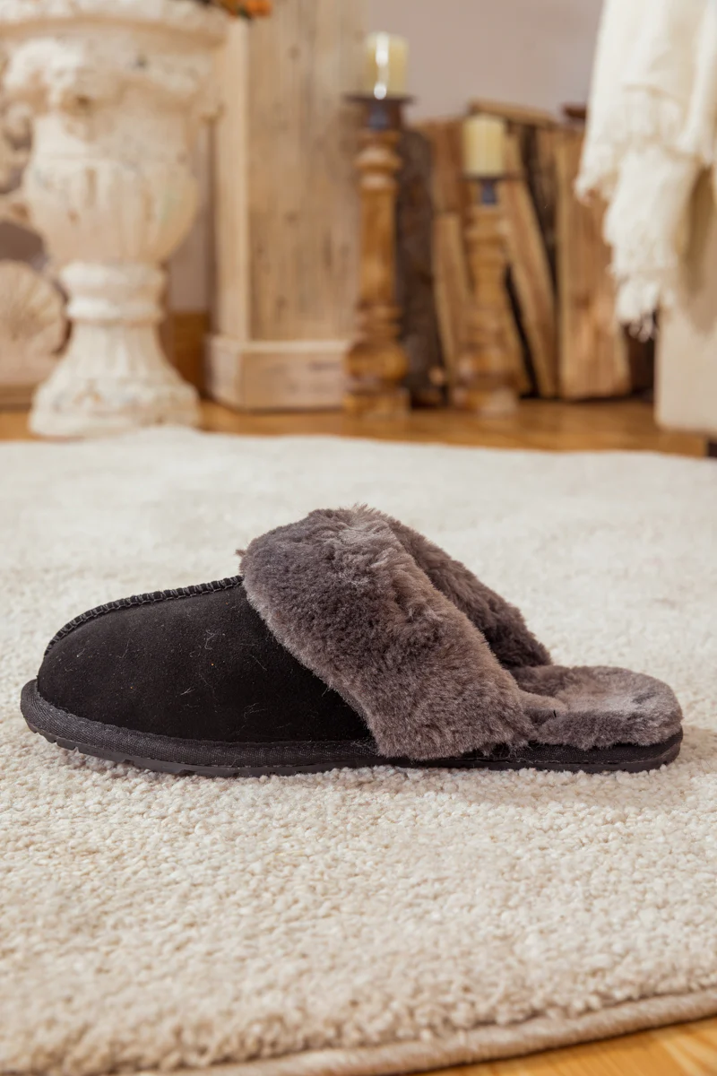 SMAIBULUN Ugg | WOOL LINED TASMAN SUEDE SLIPPER - BLACK - Image 10